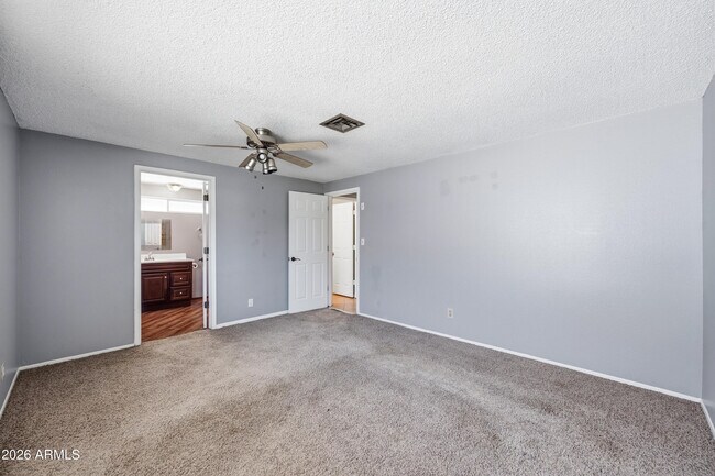 Building Photo - 3737 W Griswold Rd