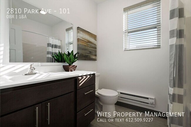 Building Photo - 2810 Park Ave