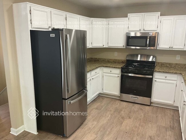 Building Photo - 5615 Princeton Oaks Dr