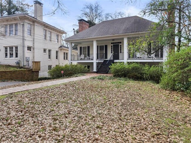 Building Photo - 1872 Wycliff Rd NW