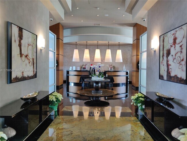 Building Photo - 3101 S Ocean Dr