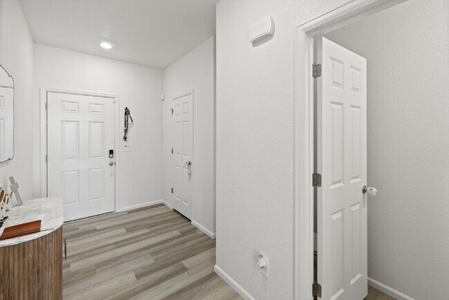 Building Photo - New 2 Story Home built in 2025