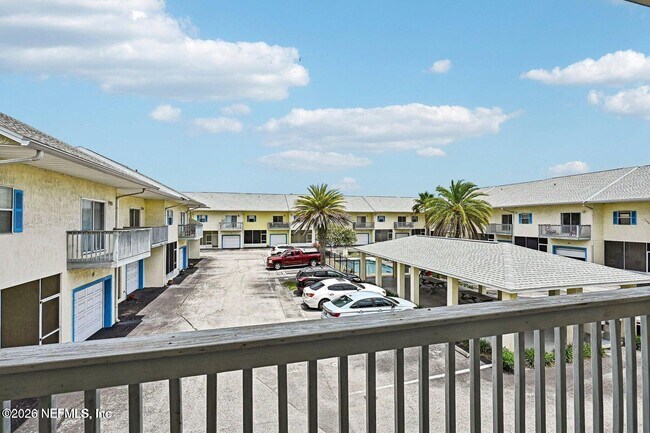 Building Photo - 825 Anastasia Blvd
