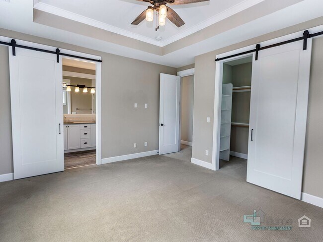 Building Photo - 264 D Ave