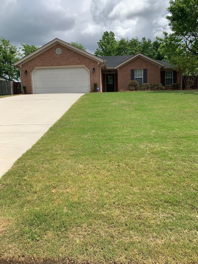 Building Photo - 816 Stoneview Dr