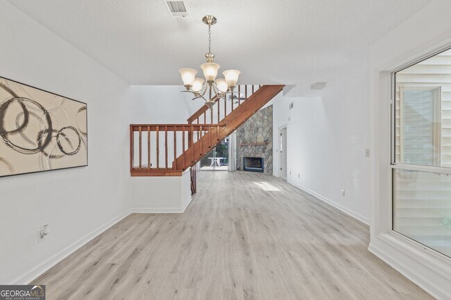 Building Photo - 4039 Fawn Run