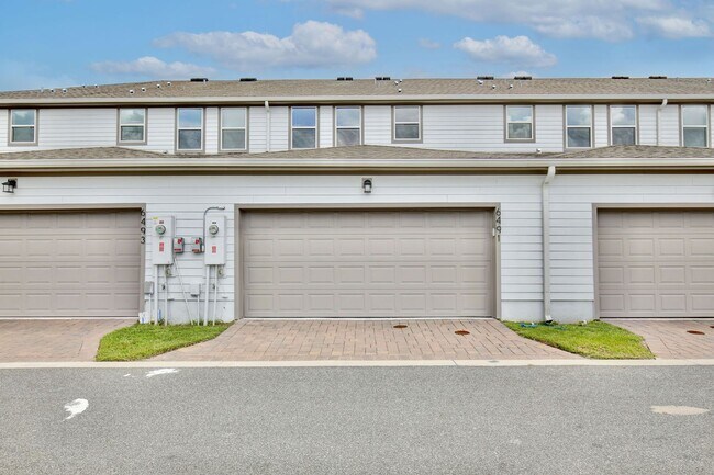 Building Photo - 6491 Cyrils Dr