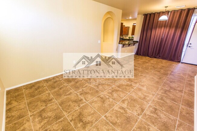 Building Photo - 976 S Adam Way