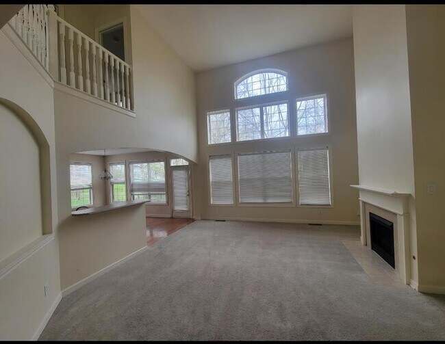 Building Photo - 1206 Siena Dr
