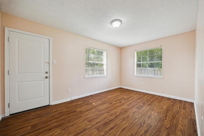 Building Photo - 5709 Cripple Brook Ct