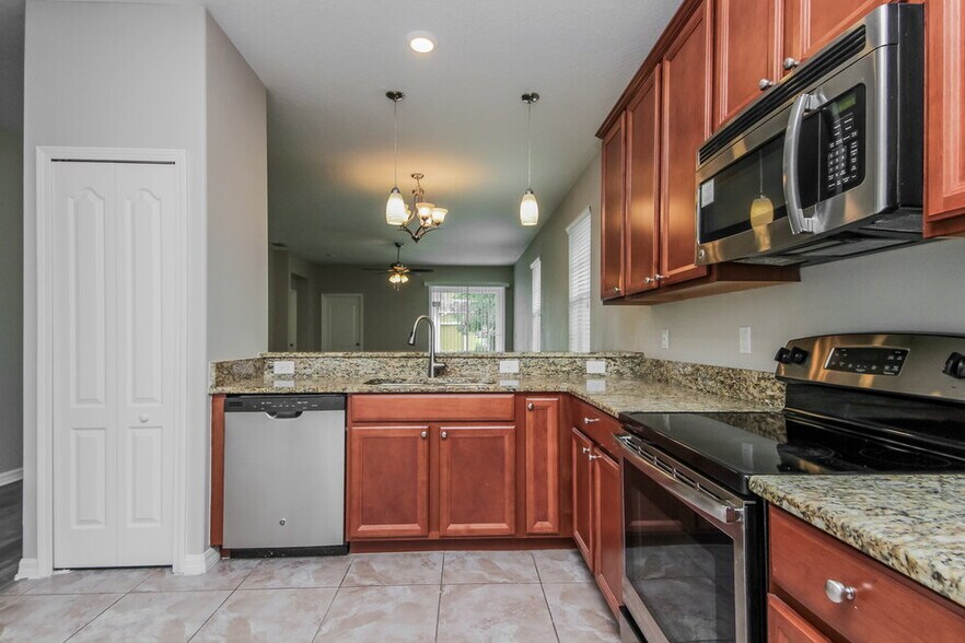 Building Photo - 6841 Goldflower Ave