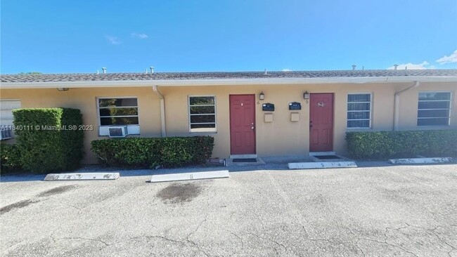 Building Photo - 330 Southwind Dr