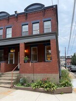 Building Photo - 240 1/2 46th St