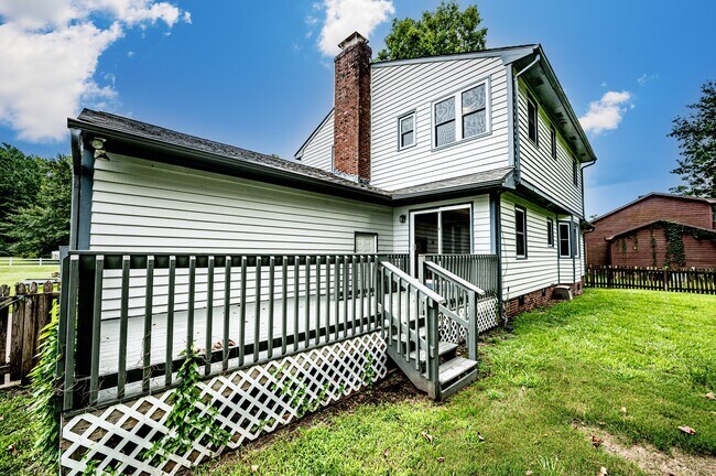 Building Photo - 419 Boros Rd