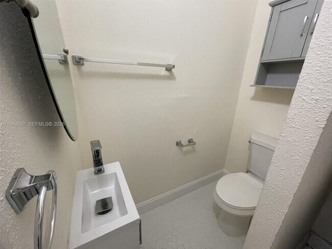 Building Photo - 218 Santillane Ave