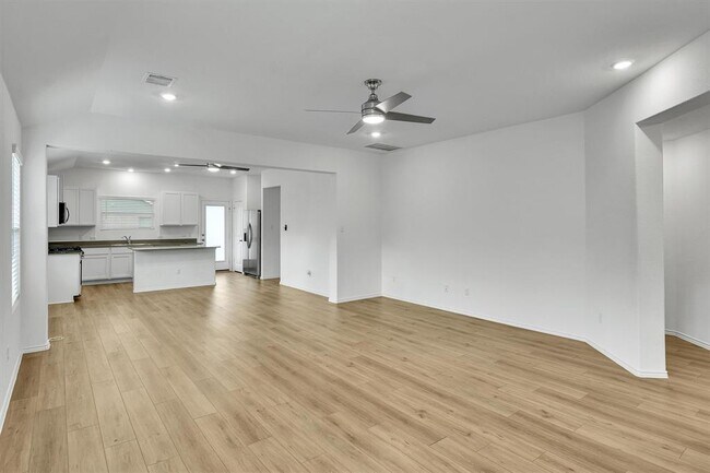Building Photo - 4240 Rimrock Rose Ln