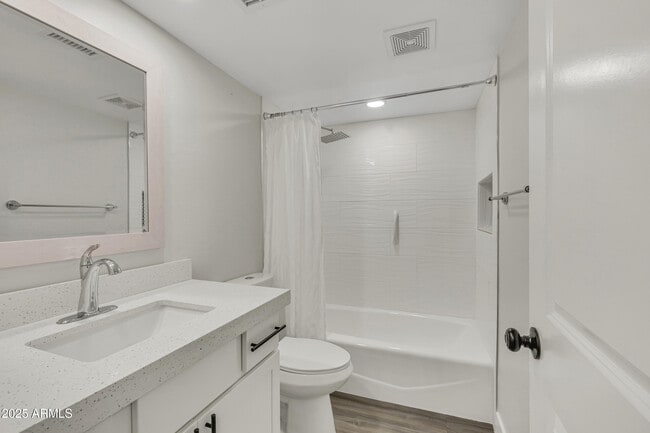 Building Photo - 4317 N 29th Way