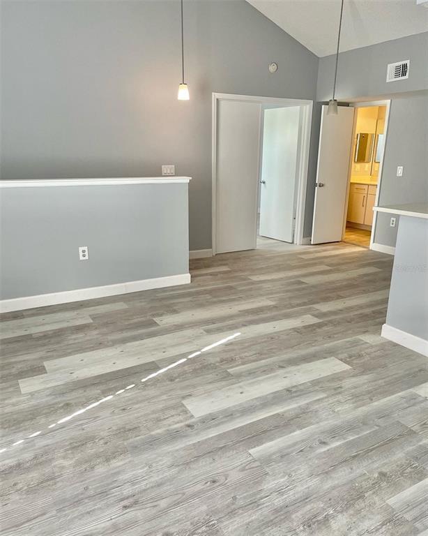 Building Photo - 425 Fountainhead Cir