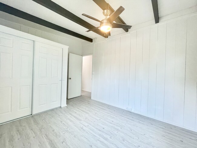 Building Photo - 1508 Keolu Dr