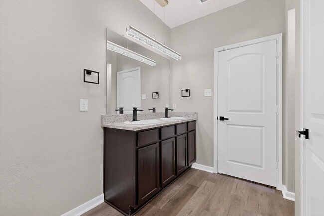 Building Photo - 15022 Harbor Lndg