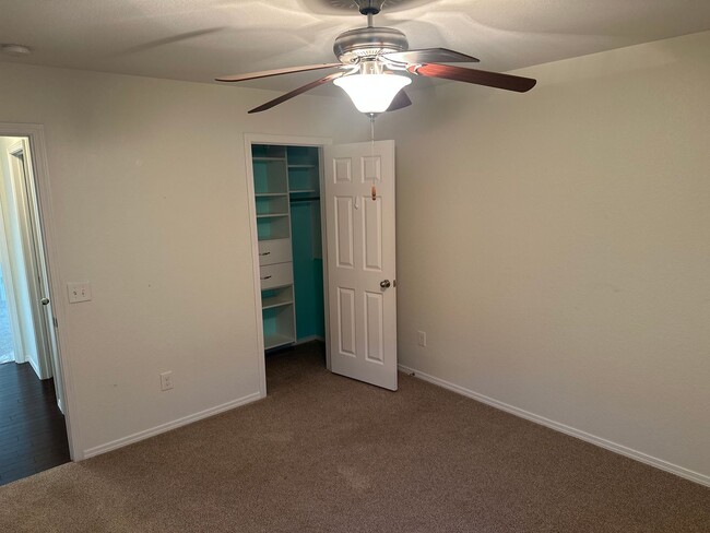 Building Photo - Available Now! Beautiful 4-Bedroom, 2-Bathroom Springdale Home w/ Fenced-In Yard and Covered Patio