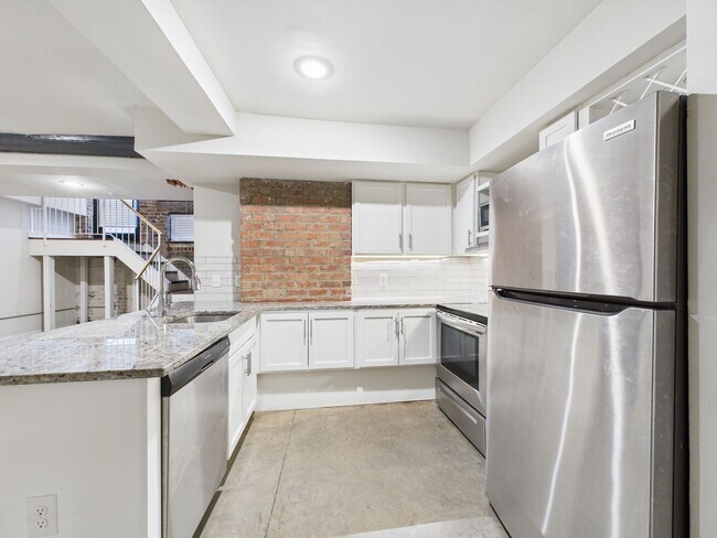 Interior Photo - 10 Walnut Alley