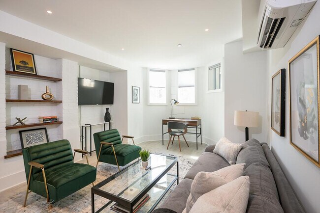 Building Photo - 1936 Calvert St NW