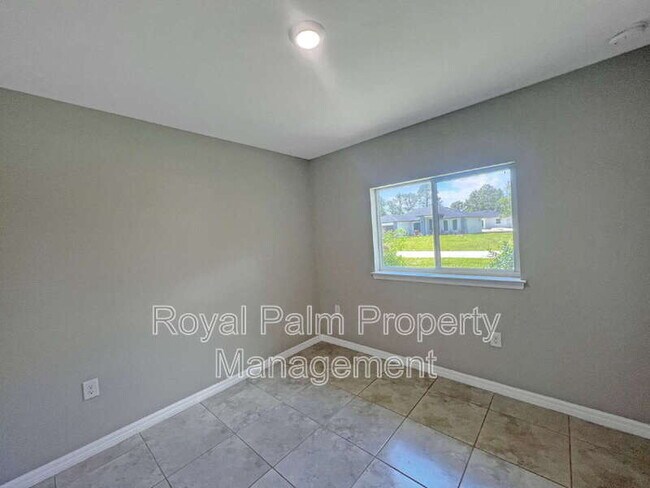 Building Photo - 2908 15th St W