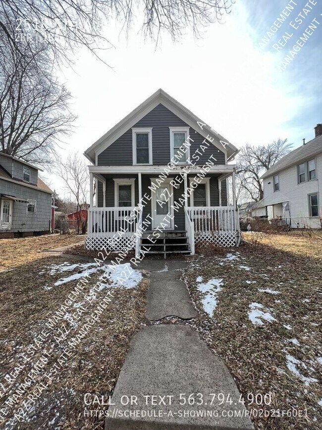 Primary Photo - 2 Bedroom house! Quiet Neighborhood, move ...