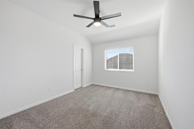 Building Photo - 804 Saratoga Rd