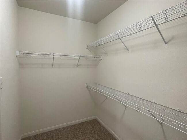 Building Photo - 1252 Violet Ln