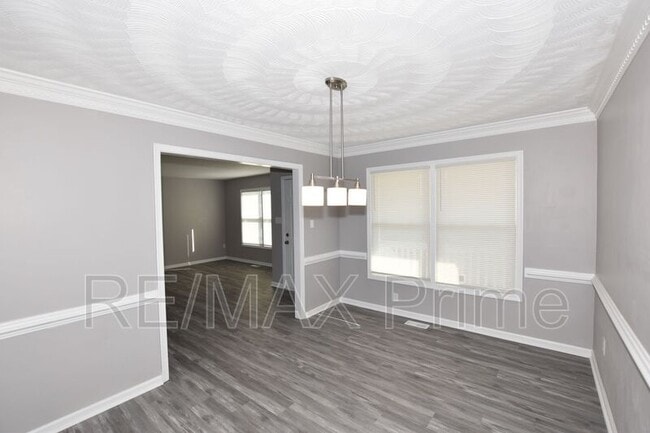 Building Photo - 204 Knell's Ridge Dr