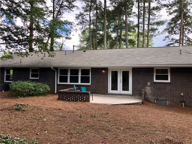 Building Photo - 4142 Blackhawk Dr