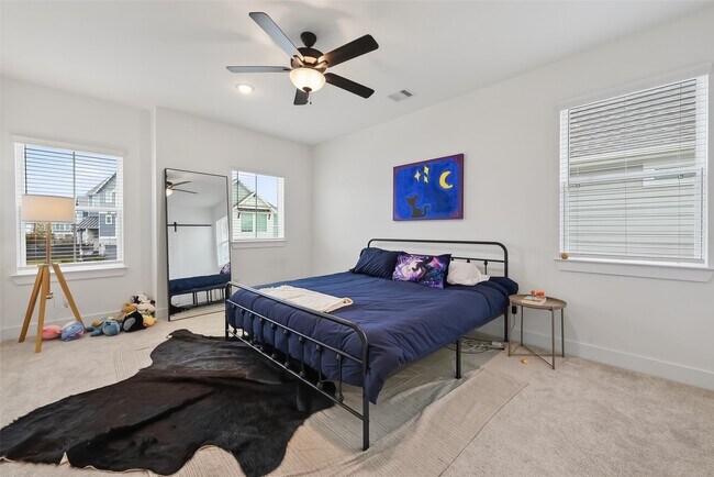 Building Photo - 15162 Post Oak Fls Dr