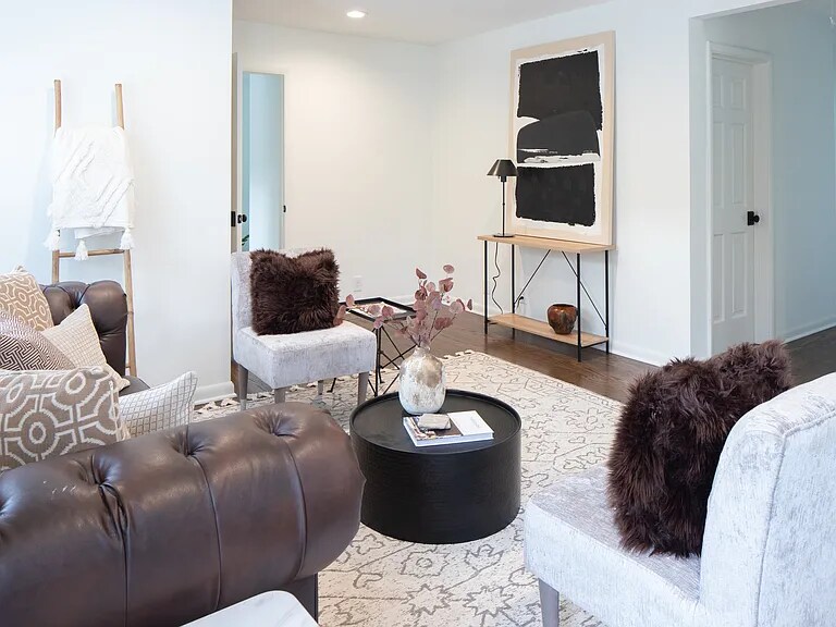 Building Photo - 205 Leake Ave