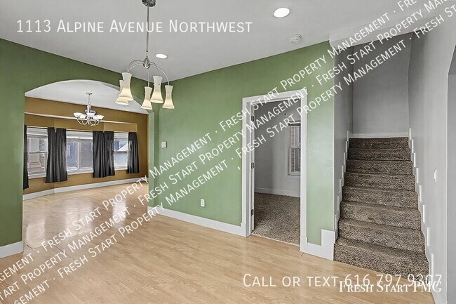 Building Photo - 1113 Alpine Ave NW