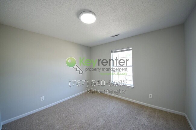 Building Photo - 102 Pelican Cove