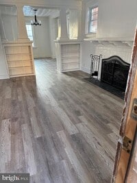 Building Photo - 704 S Pershing Ave