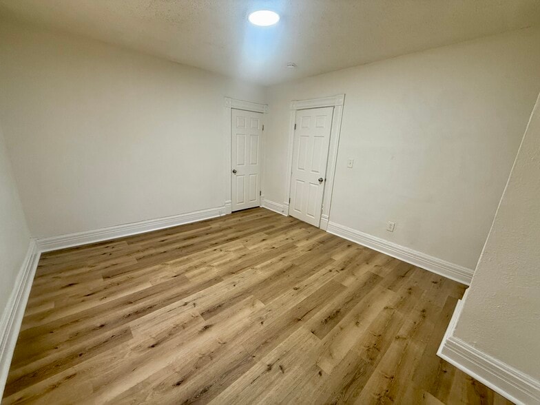 Building Photo - 125 Avondale Ave