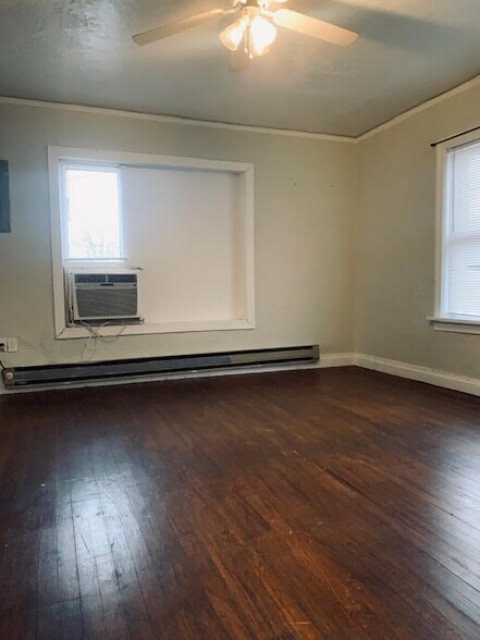 Building Photo - 2609 NW 12th St