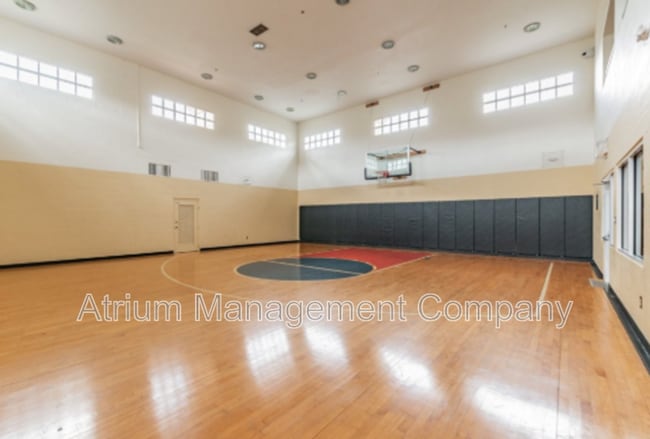 Building Photo - 2400 Feather Sound Dr