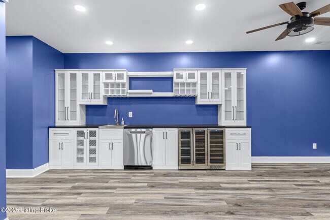 Building Photo - 825 Artisan Pkwy