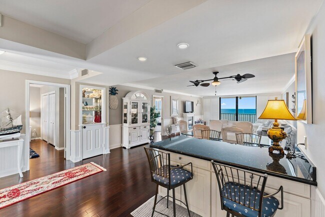 Building Photo - 100 S Beach Rd