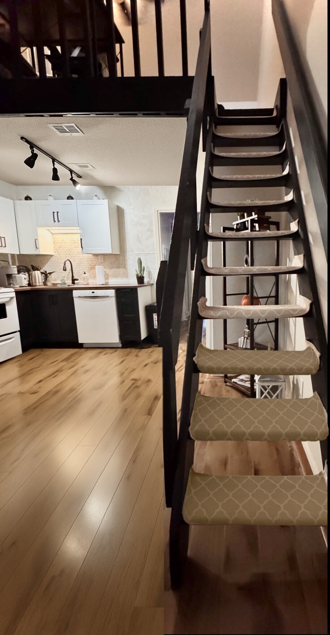 Building Photo - 2120 Pearl St