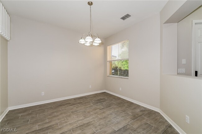 Building Photo - 10120 N Golden Elm Dr