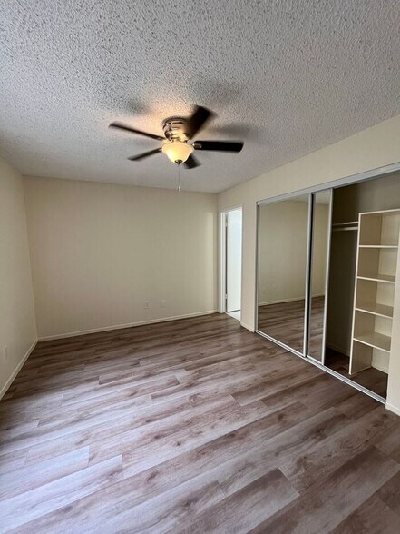 Building Photo - 1201 S McClintock Dr