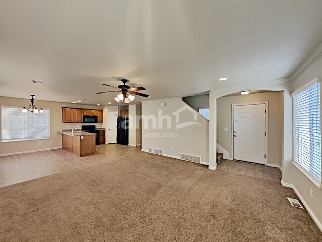 Building Photo - 4778 Wilson Way