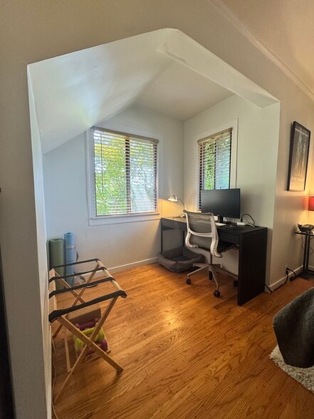 Building Photo - 73 Panoramic Way
