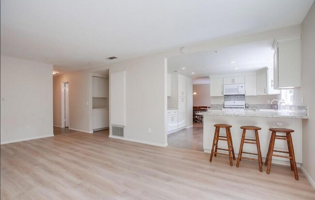 Building Photo - 2074 Caraway St