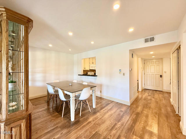 Building Photo - 615 Island View Cir